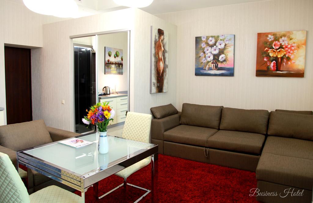 Business Hotel Kharkiv Chambre photo